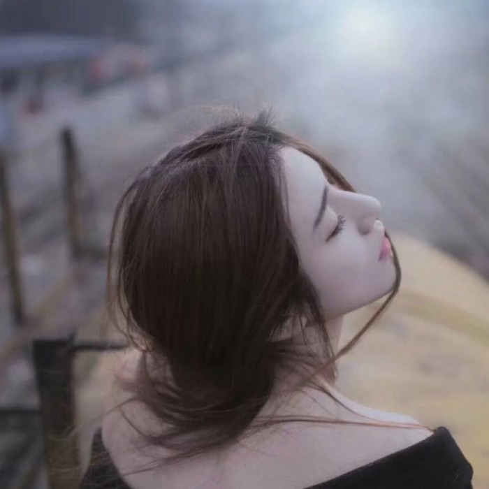 永野芽郁（饰 三条燕） - 会员专享内容在线观看 - 小程序观看